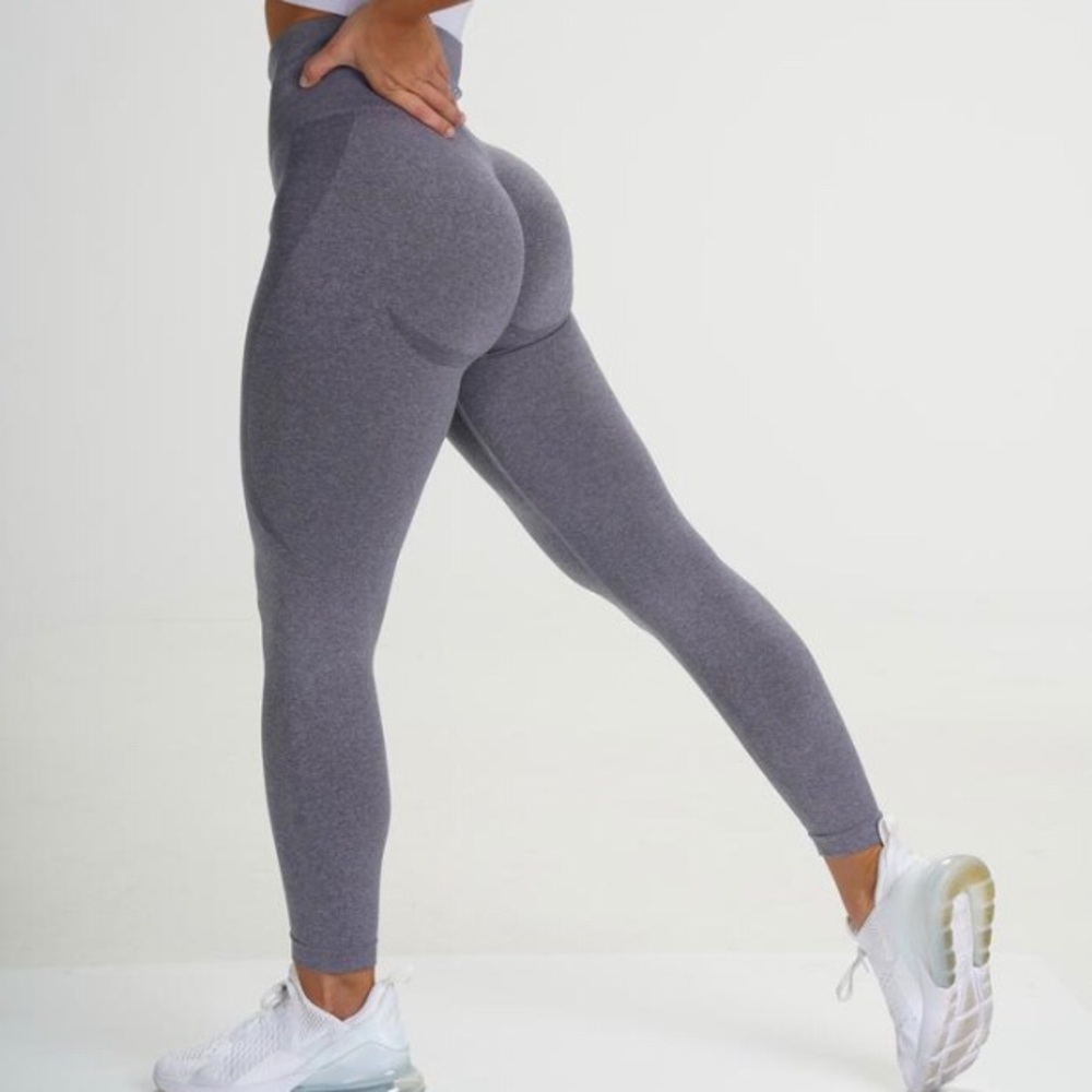 NWOT NVGTN contour leggings in grey speck